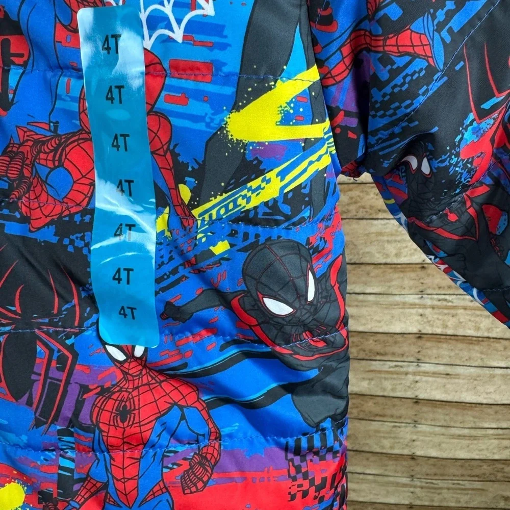 NWT Disney Marvel Spider-man Kids Reversible Jacket Size 4 T